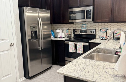 Copperas Cove House | Newly Built Family Townhome near Fort Cavazos: Perfect Short-Term Retreat!