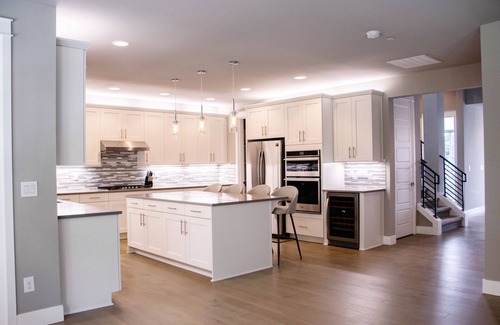 West Lake Stevens House | NEWLY BUILT Luxury Modern Home w/Spa & Sauna on 2.3 acres