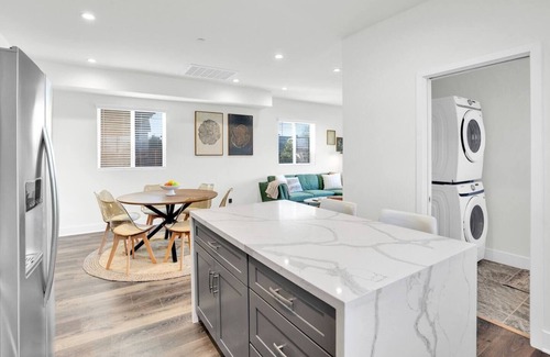 Historic Filipinotown House | Newly Built Luxury Condo Near Downtown & Hollywood