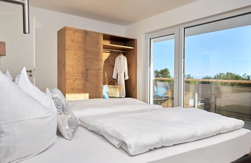 Bitzenhofen Apartment | Newly built, modern 3-room luxury apartment near Lake Constance