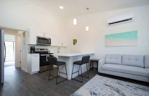 Northwest Point Apartment | Newly Built Modern 1 Bedroom 1 Bath Condo w/Pool Near to Diving, Beach, etc