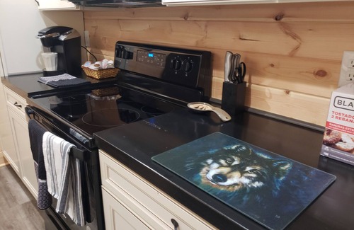 Hendersonville Cabin | Newly built private cozy cabin 15 min to Hendersonville, Lake Lure, Chimney Rock