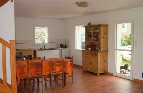 Esquibien House | Newly built small house next to the sea and the beach