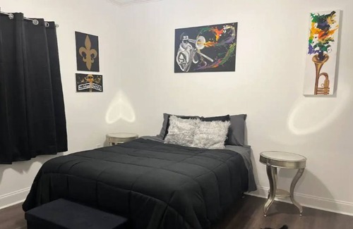 Saint Roch House | Newly Constructed 3 Bedroom in Historic Area