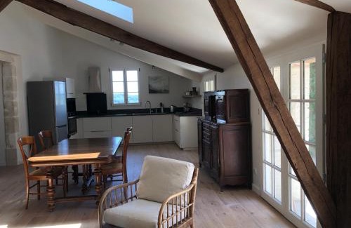 Lauzerte House | Newly converted barn, magnificent vues, garden and pool