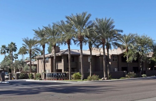 Paradise Valley Village Condo | Newly decorated 2 bedroom 2 bath, pool view, upscale neighbourhood,