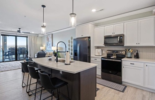 Osage Beach Condo | Newly Designed Topsider Condo w/Beautiful Main Channel Views