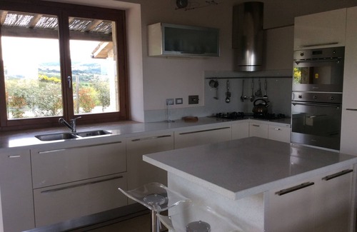 Montecchio Villa | Newly Discounted Private Villa with Infinity Pool - Fantastic Views and Sunsets.