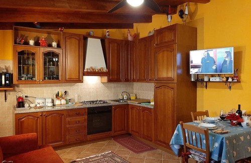 S'oru e Mari Villa | newly furnished seaside cottage. Low costs and free wifi.