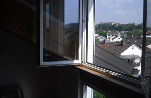 Weststadt Apartment | Newly furnished apartment close to the center with a beautiful view