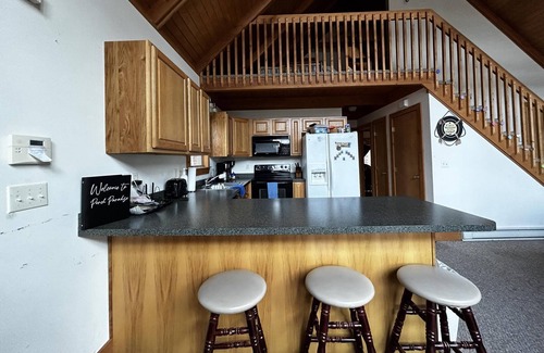 Alpine Lake House | Newly Listed!! Spacious secluded 3 bedroom w/loft cabin