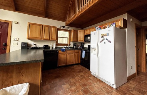 Alpine Lake House | Newly Listed!! Spacious secluded 3 bedroom w/loft cabin
