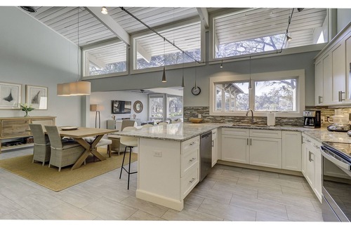 Sea Pines Condo | Newly Listed Superb Sea Pines 3BR Walk to Beach Lagoon View w Putting Green
