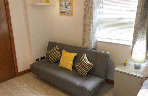 Manchester City Centre Apartment | Newly Refurbished - Near Piccadilly - 2 Bedroom Apartment - Sleeps up to 10