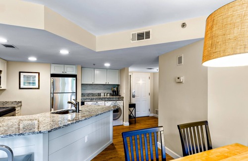 Palmetto Dunes Condo | Newly Remodeled 3127 Villamare Ocean Front Resort, First Floor, Gorgeous Interior
