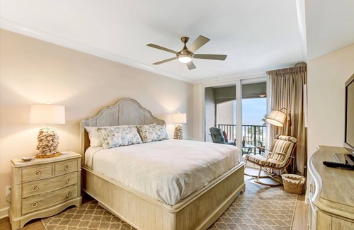 Fernandina Beach Condo | Newly-Remodeled Luxury Villa with Private Oceanfront Balcony for Each Bedroom!