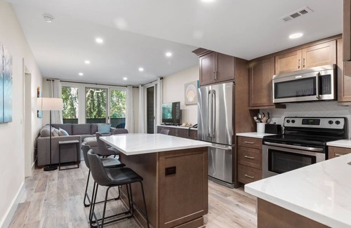 West Beach Village Villa | Newly Remodeled 2 Bedroom First Floor Condo with Resort Amenities