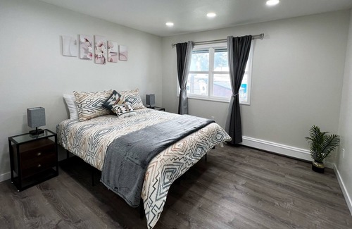 Spenard Apartment | Newly remodeled 2bd 1.5bt apartment in a midtown #2