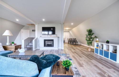 Point Roberts House | Newly Remodeled 2Bd Room A Frame Cottage Point Roberts