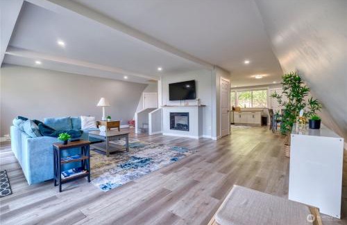 Point Roberts House | Newly Remodeled 2Bd Room A Frame Cottage Point Roberts