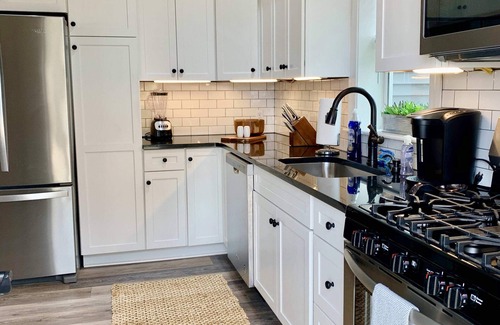 Skaneateles Apartment | Newly remodeled 2bd/2bath pet friendly short walk to village