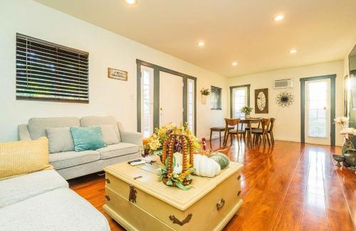 Glendora House | Newly Remodeled 3B2B House