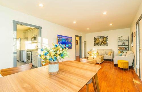 Glendora House | Newly Remodeled 3B2B House