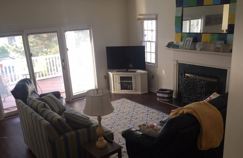 South End Condo | Newly remodeled, 4BR Condo only 1.5 block to beach