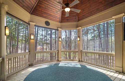 Lake Oconee House | Newly remodeled 5/6-bedroom house on the 14th green at Reynolds Lake Oconee.