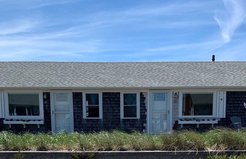West Dennis Cottage | NEWLY REMODELED Beach House- Private Beach on Nantucket Sound
