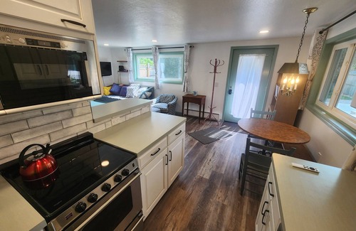 Northport Apartment | Newly remodeled bright garden apartment right in the Village of Northport, MI!