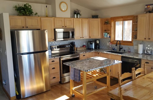 Grand Lake House | Newly-remodeled cabin, walk into town or to Lodge! Gorgeous views & great wi-fi!