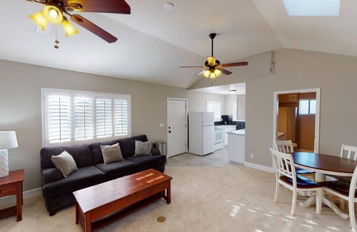 Paradise Valley Village House | Newly remodeled casita