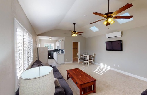 Paradise Valley Village House | Newly remodeled casita