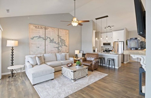 Rocky Mount Condo | Newly remodeled condo best views on the lake