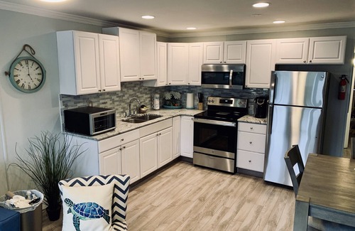Ocean City Condo | Newly remodeled Condo w/pool/parking! Walk to beach/boardwalk/restaurants, etc.