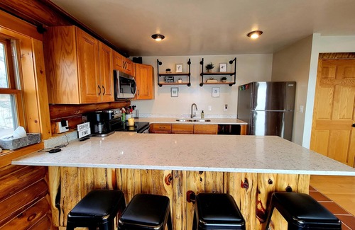 De Soto Cabin | Newly remodeled! Cozy, family (and pet) friendly cabin with breathtaking views!
