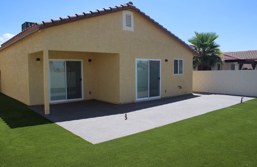 Whitney Ranch House | Newly Remodeled Family Home 3B/2B - Short Drive to the Strip!