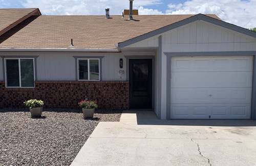 Farmington House | Newly Remodeled Home in the Center of Town