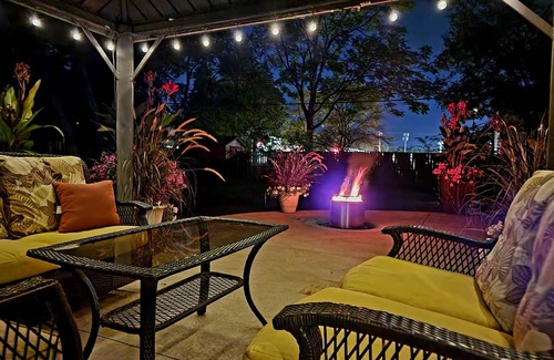 Southwyck House | Newly remodeled & loaded kid/mom friendly, firepit