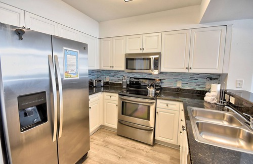 Myrtle Beach Condo | Newly remodeled oceanfront condo close to everything