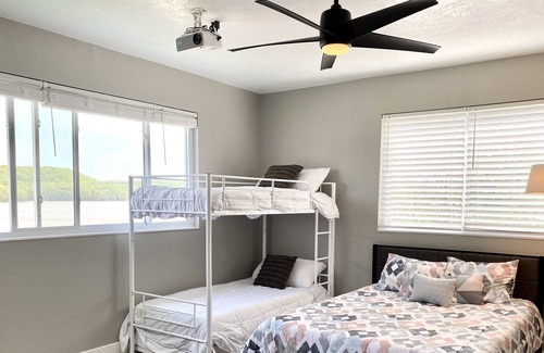 Lake of the Ozarks House | Newly Remodeled, Pet Friendly, Heart of the State Park, Fisherman’s Paradise!