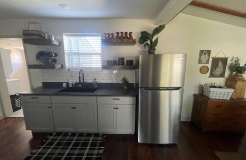 Dexter House | Newly remodeled quaint 2 bedroom 2 bath home in downtown Dexter, Missouri