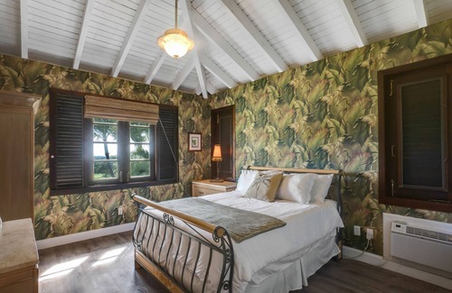 Estate River Condo | Newly Remodeled Starfish and Turtles Townhouse