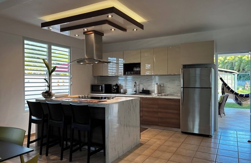 Zarzal House | NEWLY REMODELED! Spacious 3 bedroom, near-water house in Las Picuas, Río Grande.