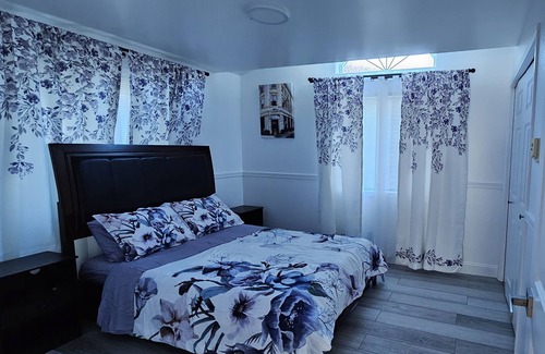 Everett House | Newly Remodeled specious House in Everett