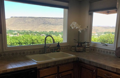 St. George Apartment | Newly Remodeled Sports Village 2 bedroom 2 bath condo
