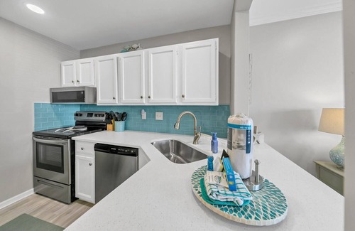 Holiday Isle Condo | Newly Remodeled Studio in Sandpiper Cove, now with Free Beach Service and Pet Friendly