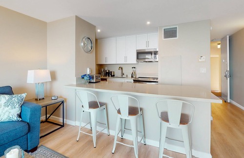 Kihei House | Newly remodeled Sugar Beach Resort condo w/shared pool & hot tub