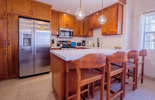 San Pedro Condo | Newly Remodeled Three Bedroom Beachfront Condominium - Gold Standard Approved
